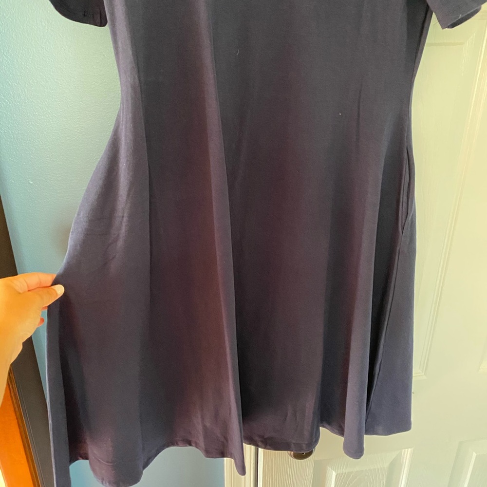 Dress - Picture 5 of 5